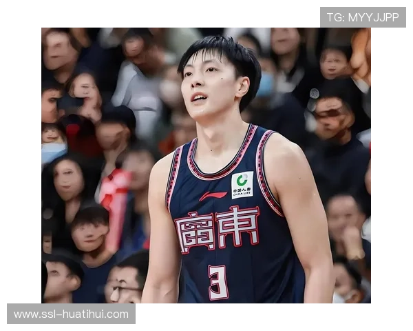 高调喊话胡明轩 美女曝光小3岁可盐可甜 威姆斯点赞引关注