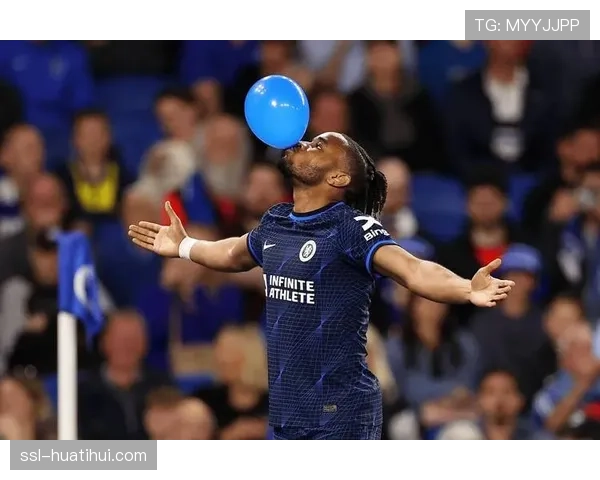 切尔西恩昆库帕尔默换位激活弱侧，机动性成制胜关键